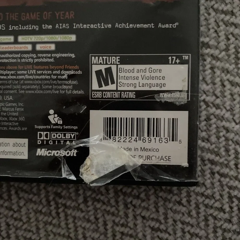 Gears of War 2 (Microsoft Xbox 360, 2008) Several Issues With Case